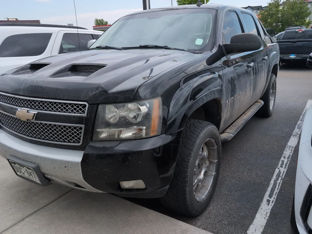 2008 Chevrolet Avalanche's photo