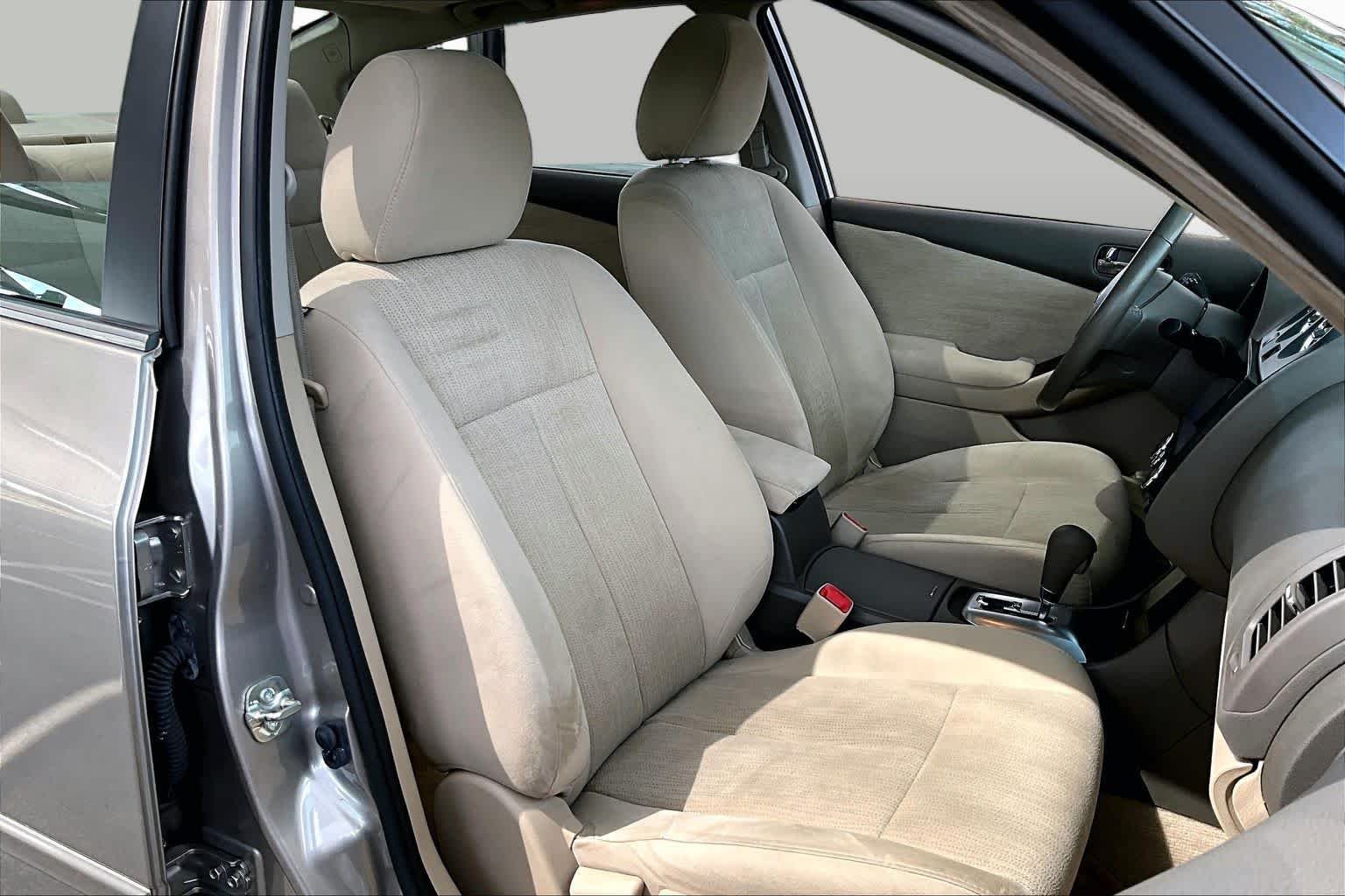 Used 2012 Saharan Stone Metallic Nissan 2.5 S image 8