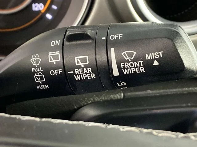 Used 2022 Black Jeep Unlimited Sahara image 18