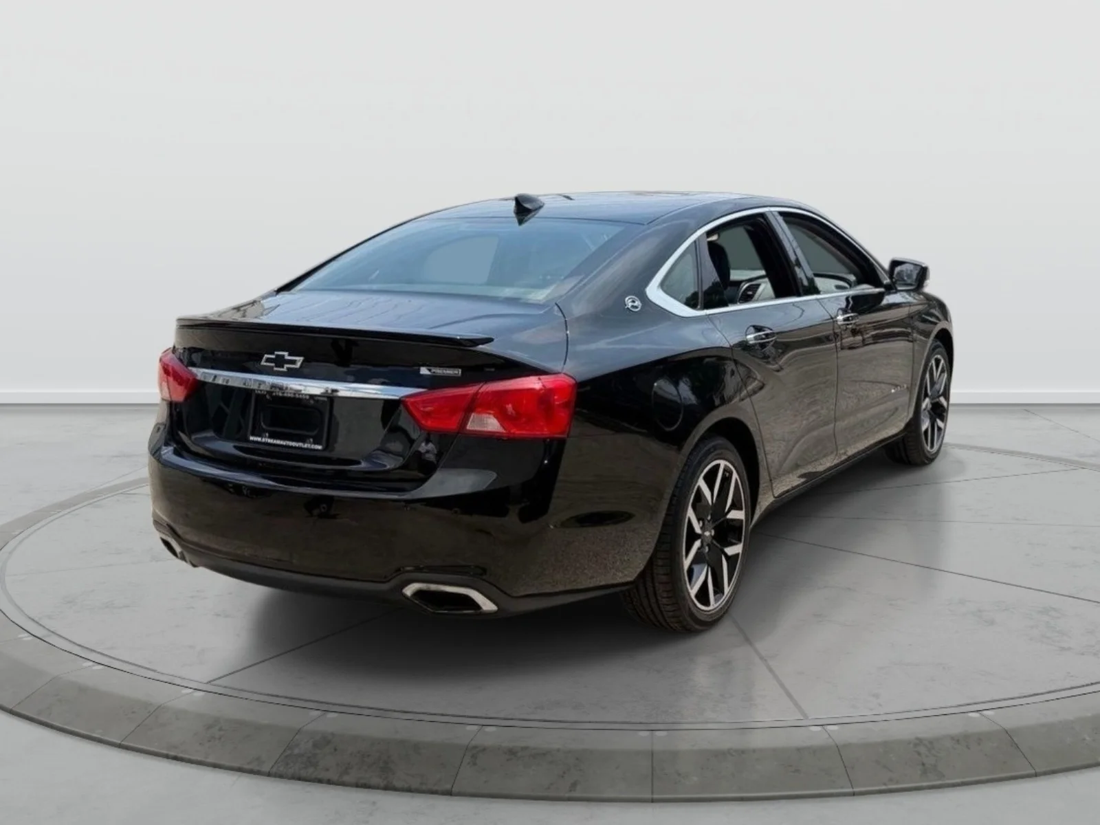 Used 2019 Black Chevrolet Premier image 6