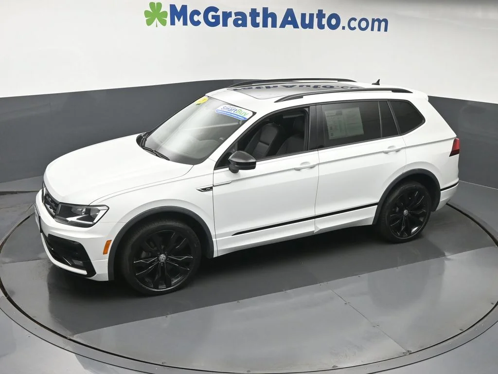 Used 2021 White Volkswagen 2.0T SE image 25