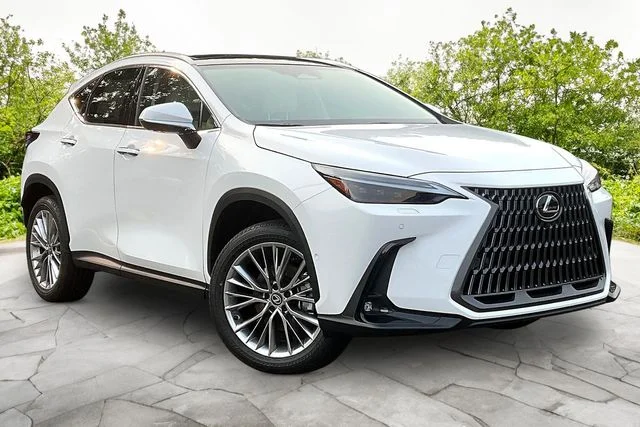 New 2026 White Lexus 350 Luxury image 1