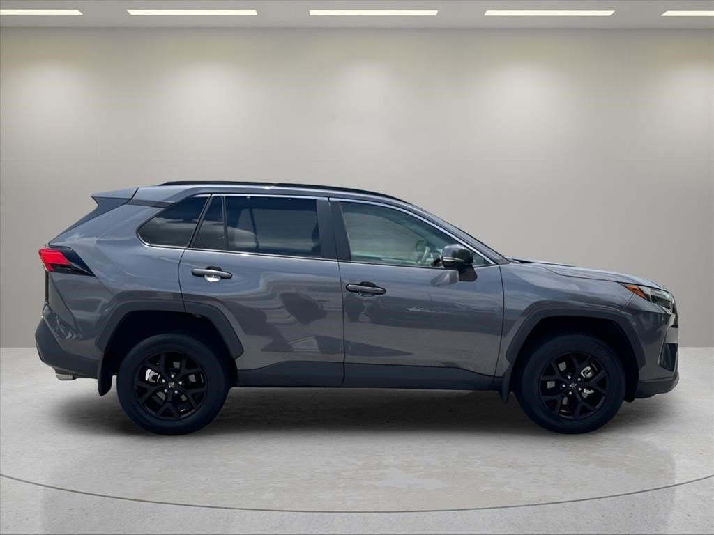Used 2025 Magnetic Gray Metallic Toyota XLE image 6