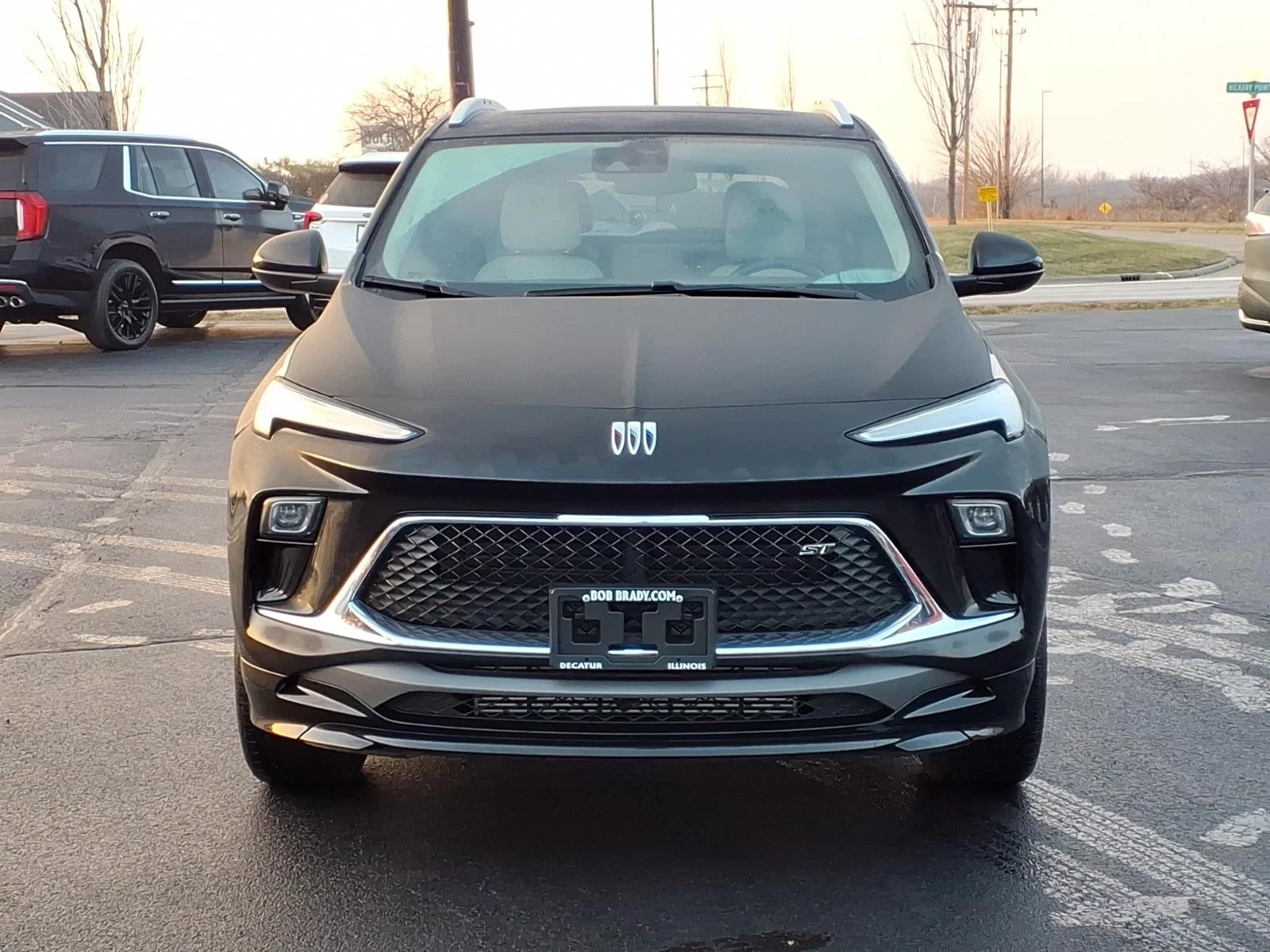 Used 2024 Ebony Buick Sport Touring image 17