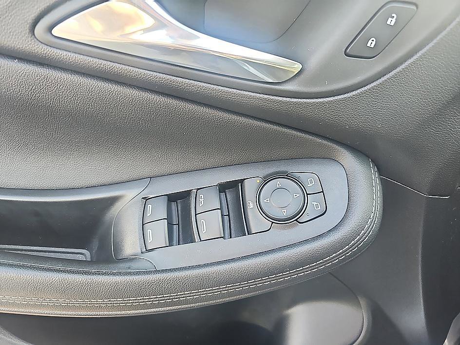 Used 2022 Satin Steel Metallic Buick Preferred image 11