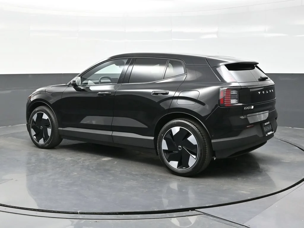 New 2026 Black Volvo Twin Motor Performance Ultra image 4