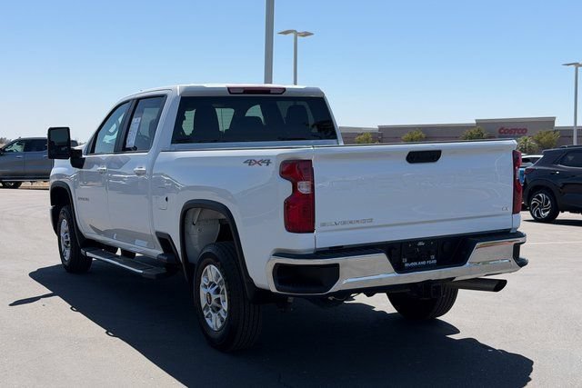 Used 2025 Summit White Chevrolet LT image 14