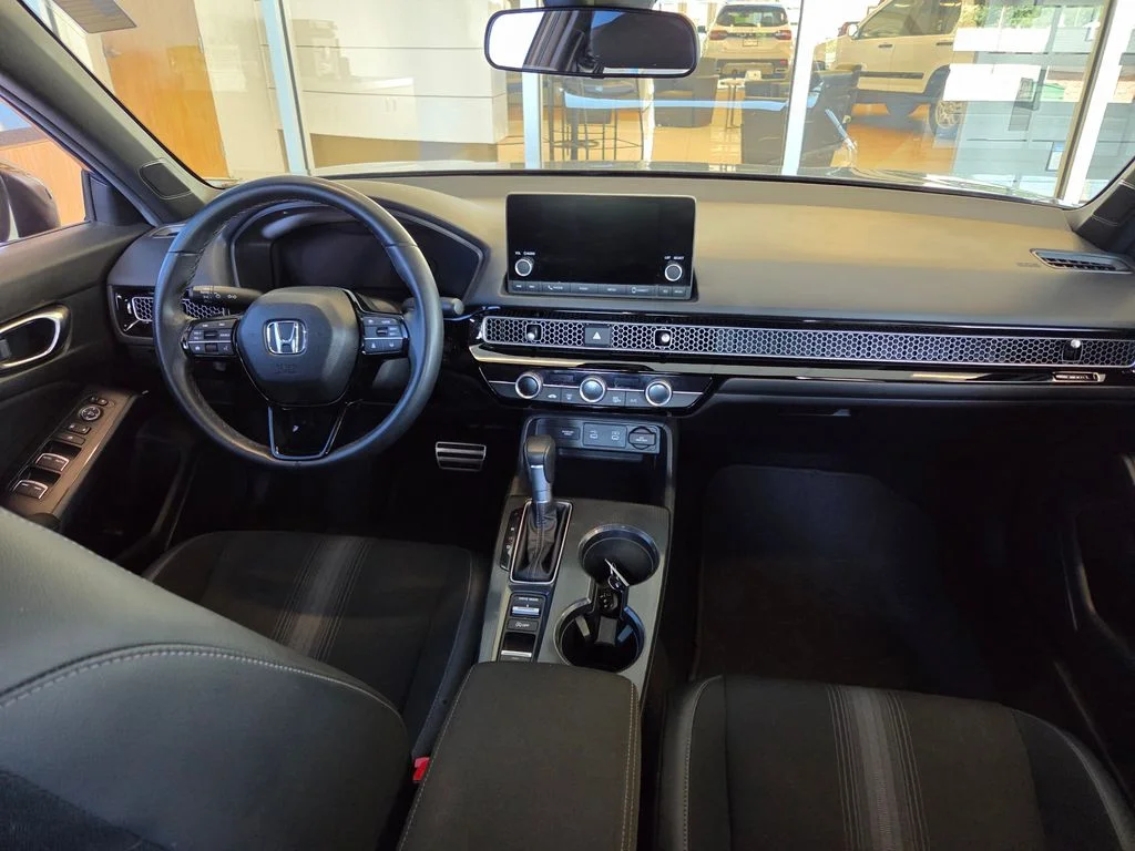 2025 Honda Civic Sport - Photo 23