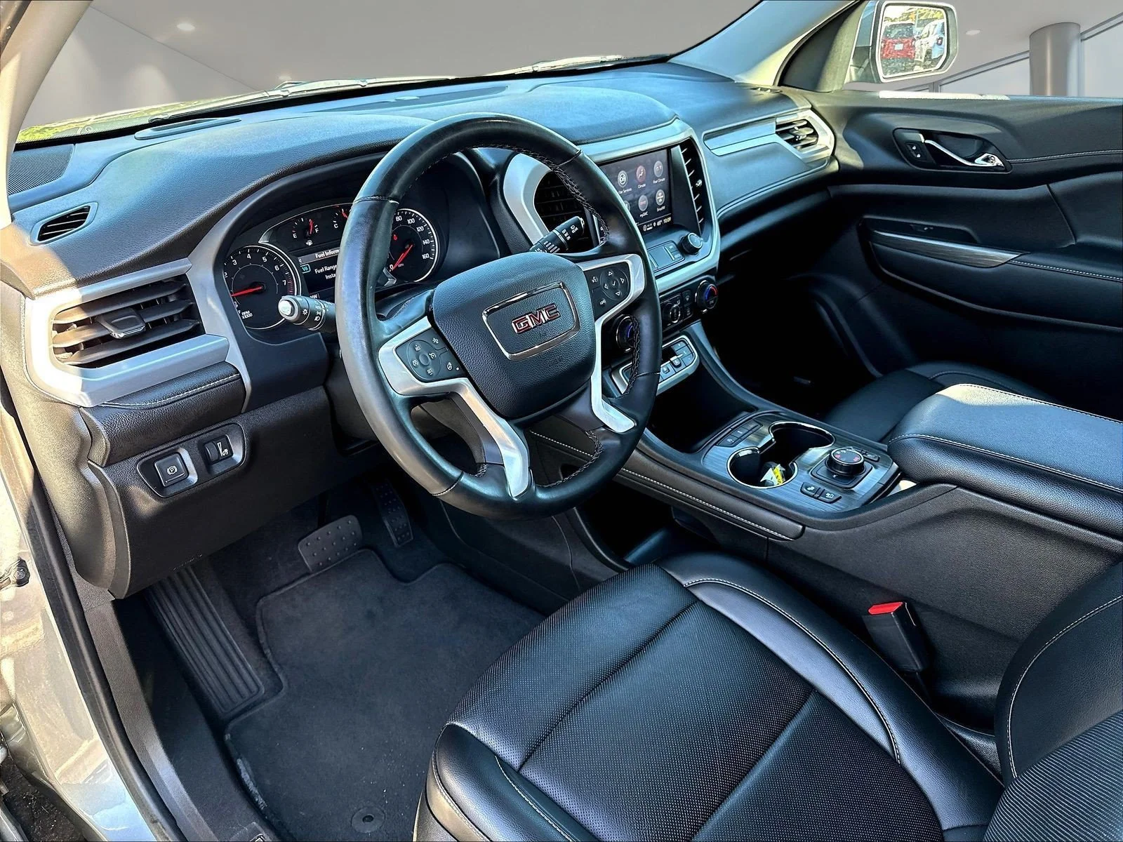 Used 2023 Sterling Metallic GMC SLT image 19