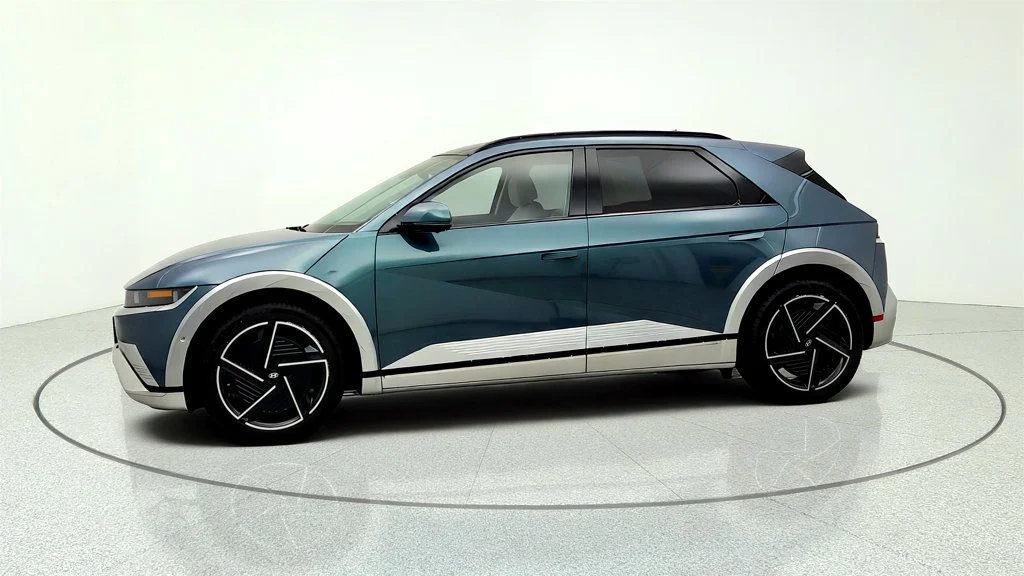 Used 2025 Digital Teal Hyundai Limited AWD *Ltd Avail* image 8