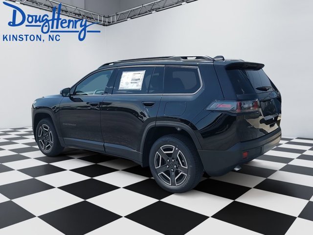 New 2026 Diamond Black Crystal Pearl-Coat Exterior Paint Jeep Limited image 3