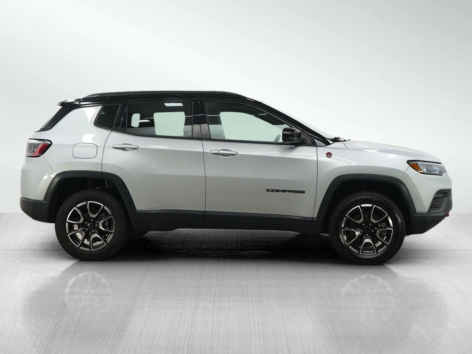 2025 Jeep Compass Trailhawk - Photo 6