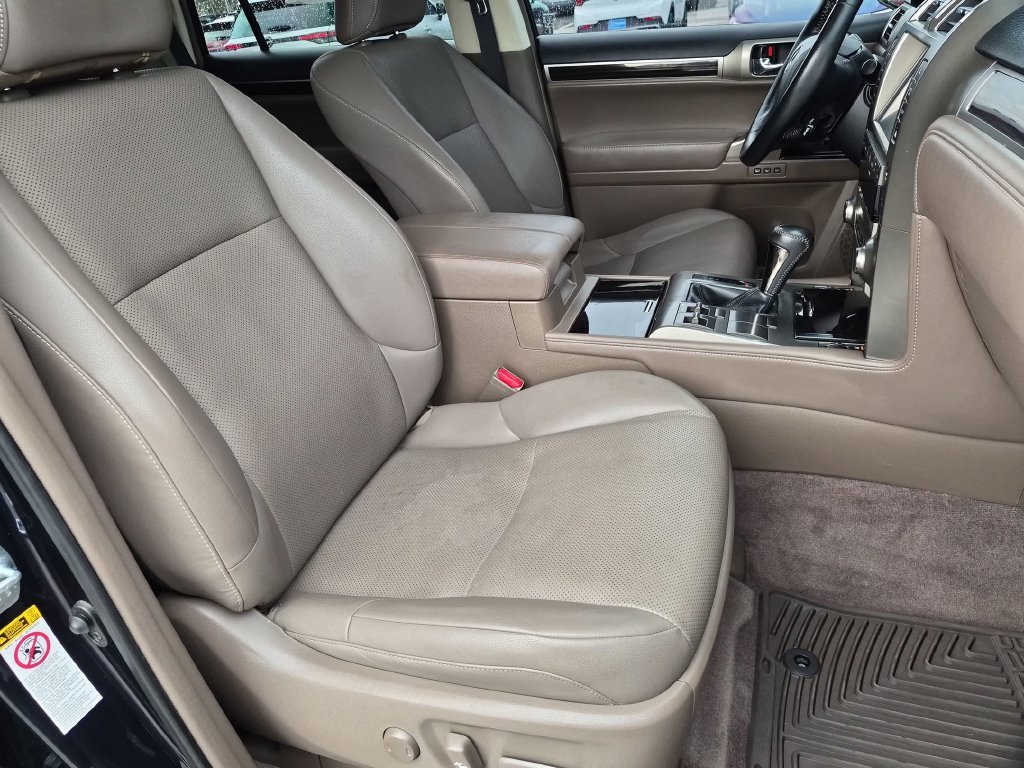 Used 2018 Blue Lexus 460 image 34