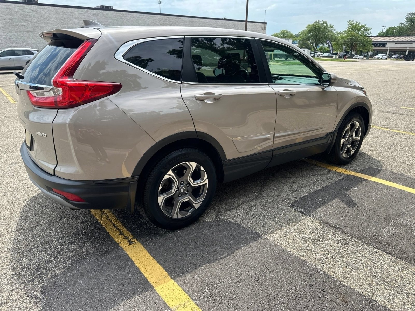 Used 2017 Sandstorm Metallic Honda EX-L image 18