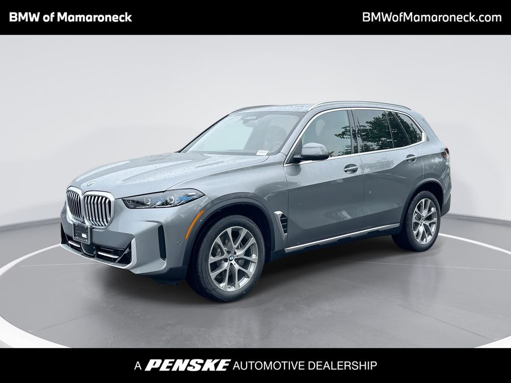 New 2026 Gray Metallic BMW xDrive40i image 1