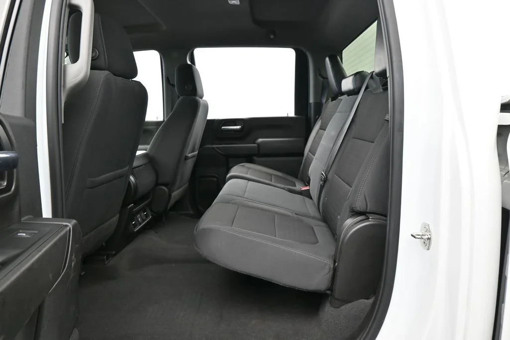 Used 2022 Summit White Chevrolet LT image 28