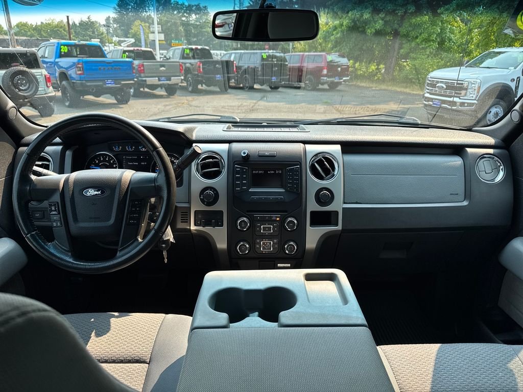 Certified Used 2013 Tuxedo Black Metallic Ford XLT image 15