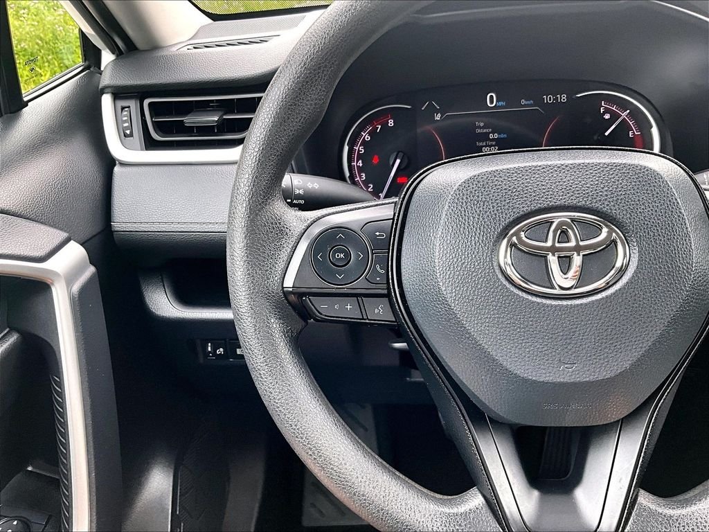 Used 2024 White Toyota XLE image 22