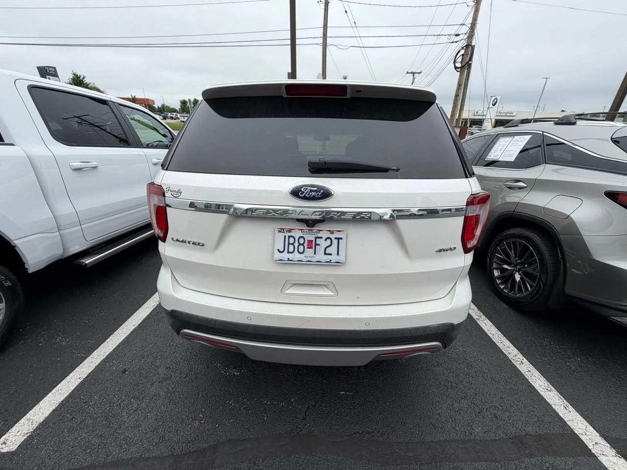 Used 2017 White Platinum Tri-Coat Ford  image 4