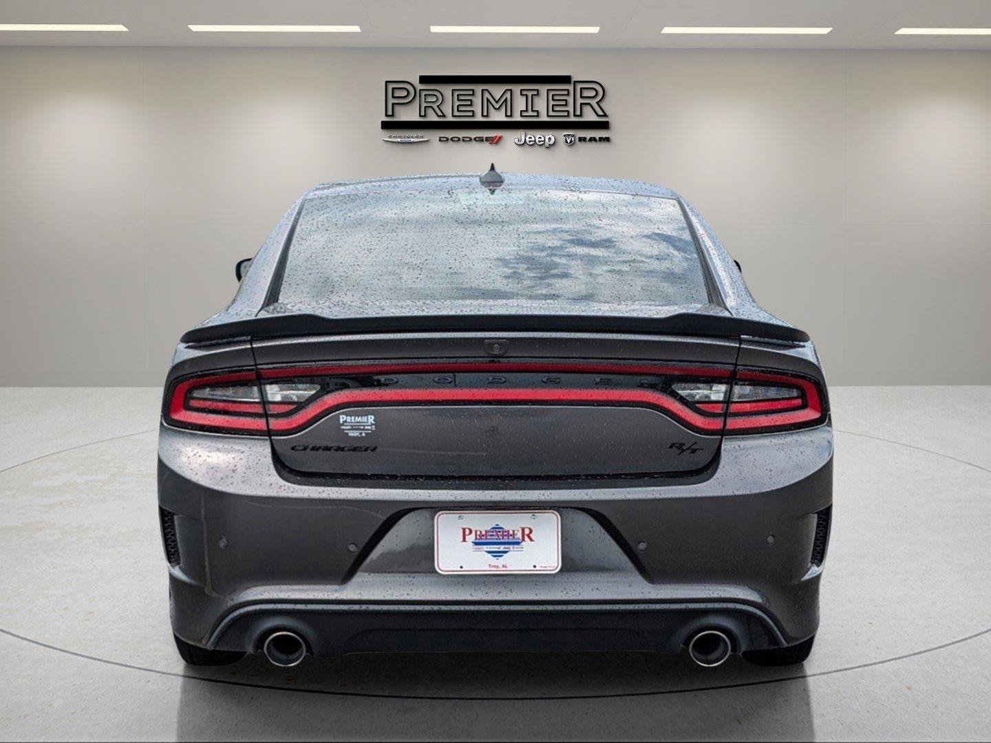 Used 2022 Granite Pearlcoat Dodge R/T image 6