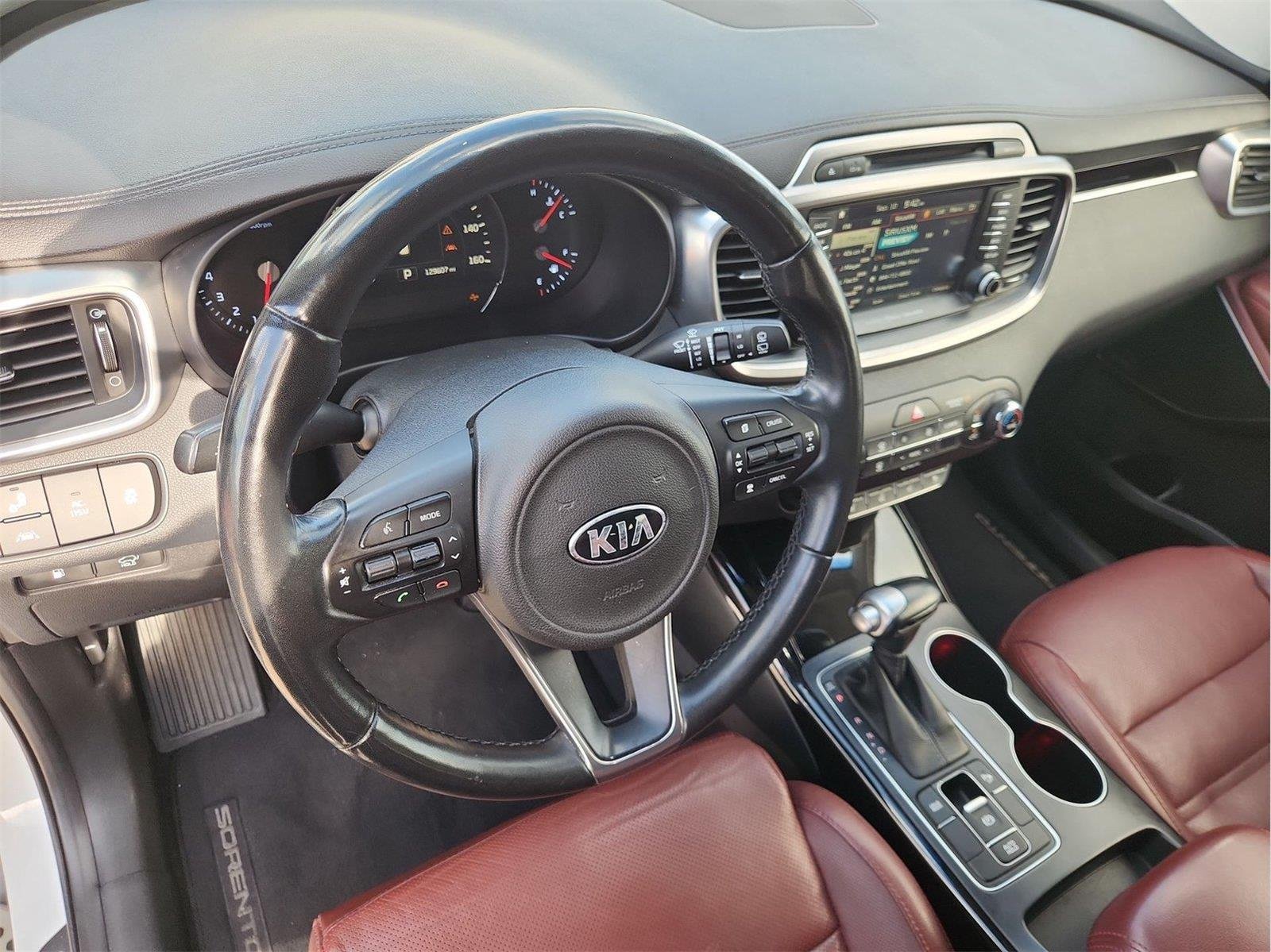 2017 Kia Sorento 3.3L SX White at Beck & Masten Kia