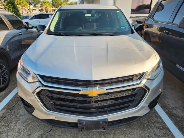 Used 2020 Chevrolet Traverse LS with VIN 1GNERFKW6LJ190599 for sale in Sugar Land, TX