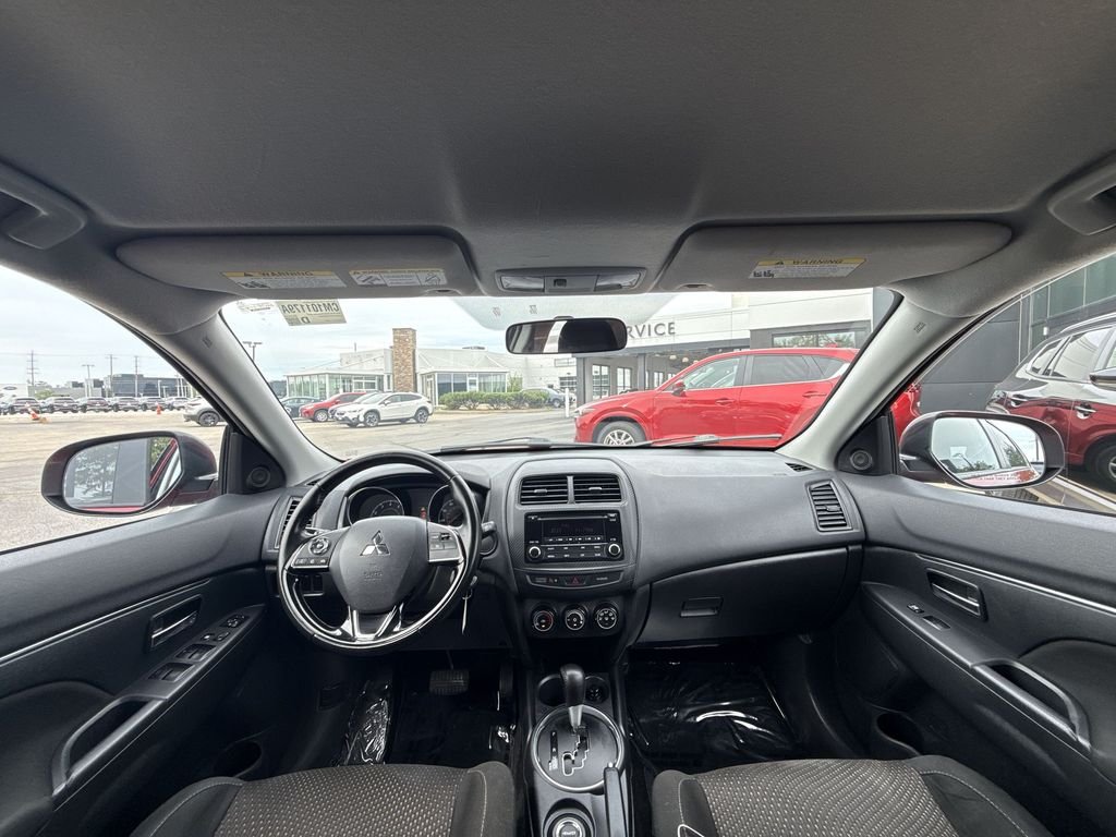 Used 2016  Mitsubishi ES image 19
