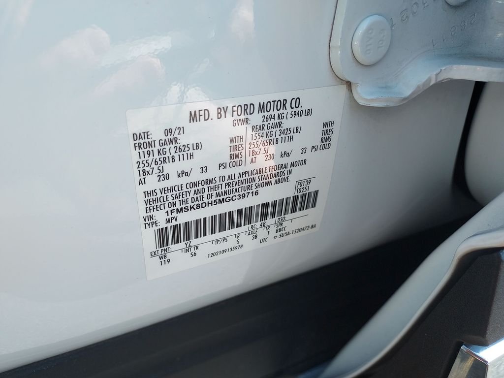 Used 2021 White Ford XLT image 24