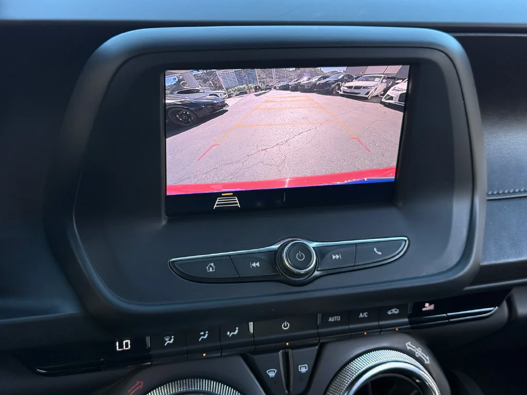 Used 2020 RED HOT Chevrolet 1LT image 30