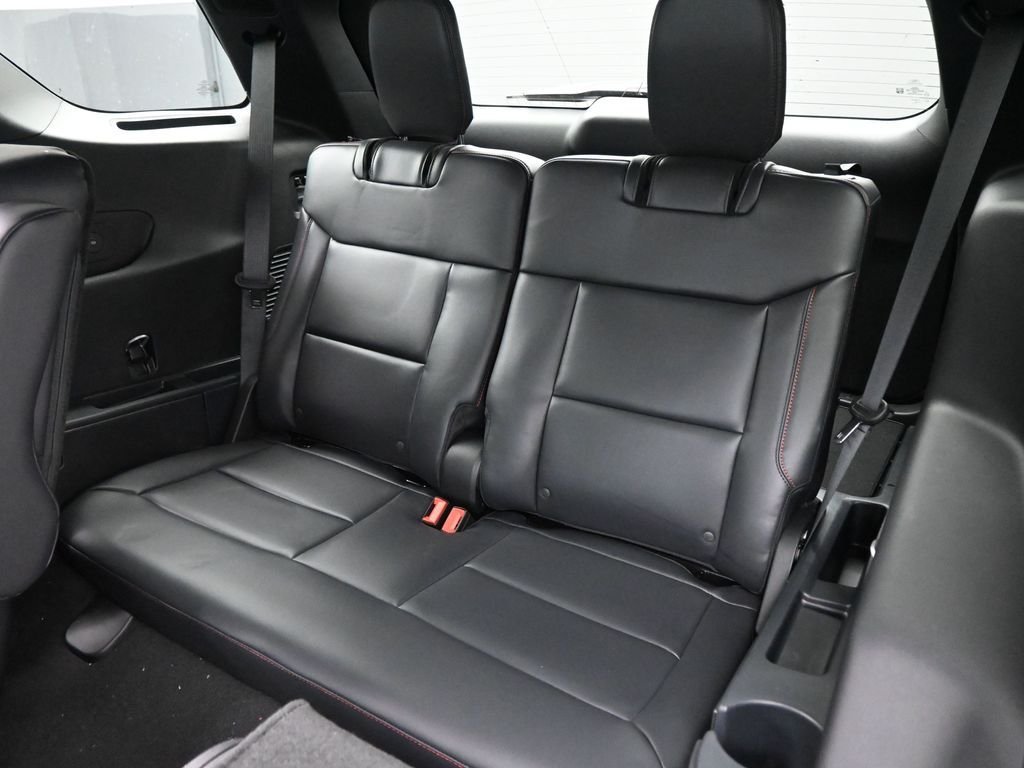 New 2025 Star White Metallic Tri-Coat Ford ST image 24
