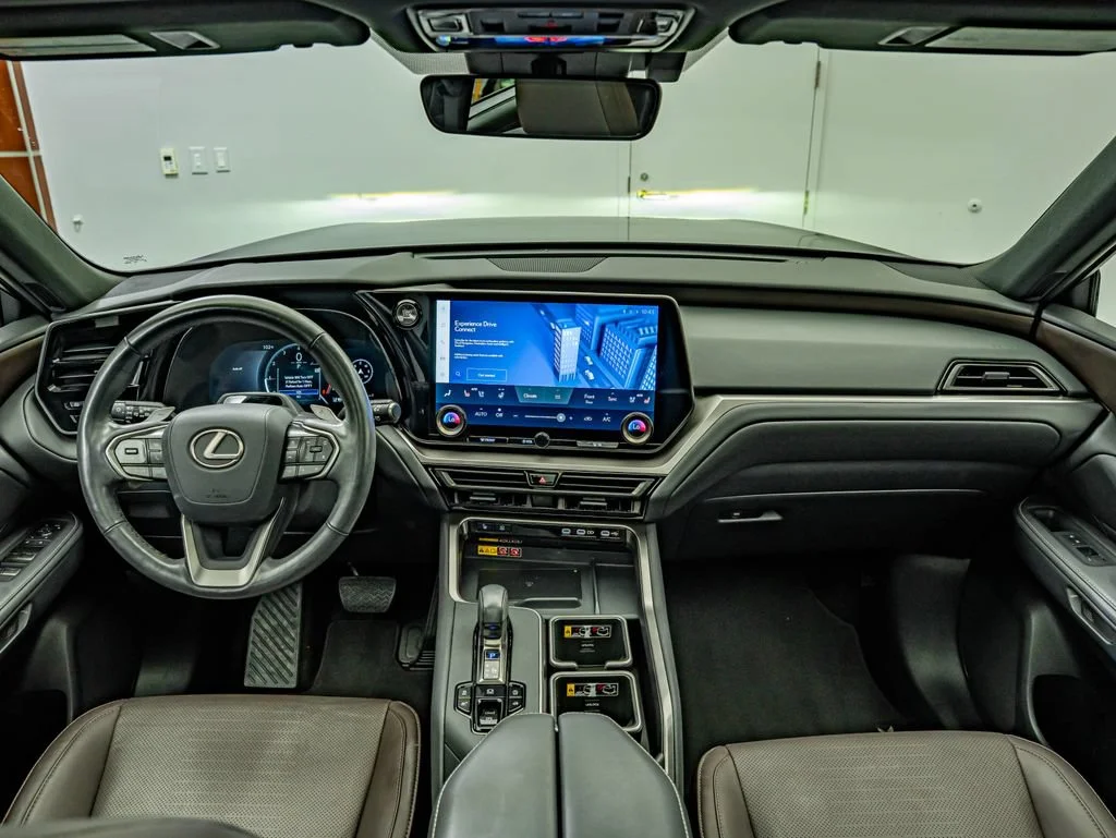 Used 2025 Nightfall Mica Lexus 350 Premium image 4