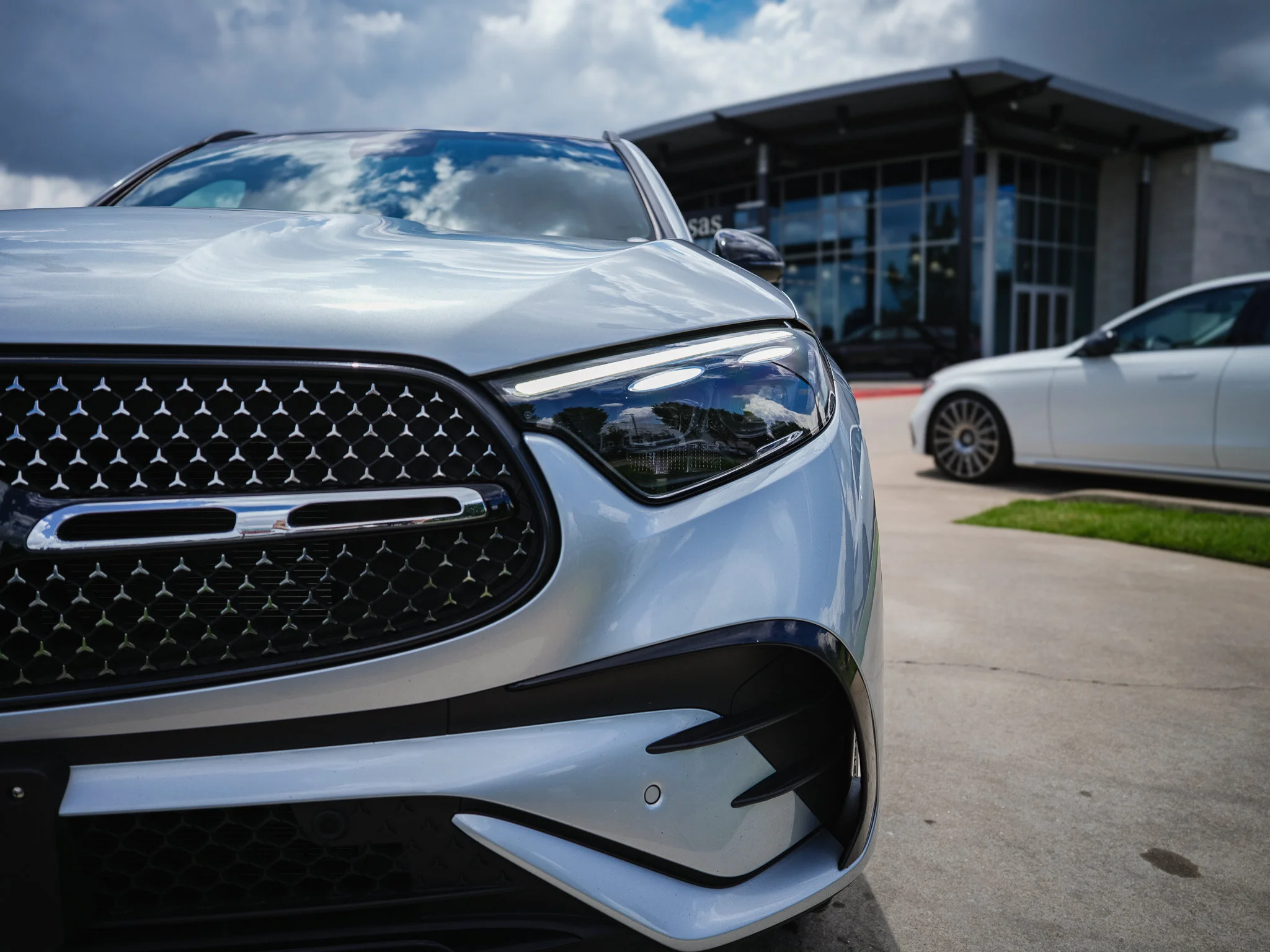 Certified Used 2024 Cirrus Silver Metallic Mercedes-Benz GLC 300 image 6