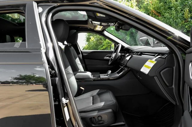 New 2026 Black Land Rover S image 39