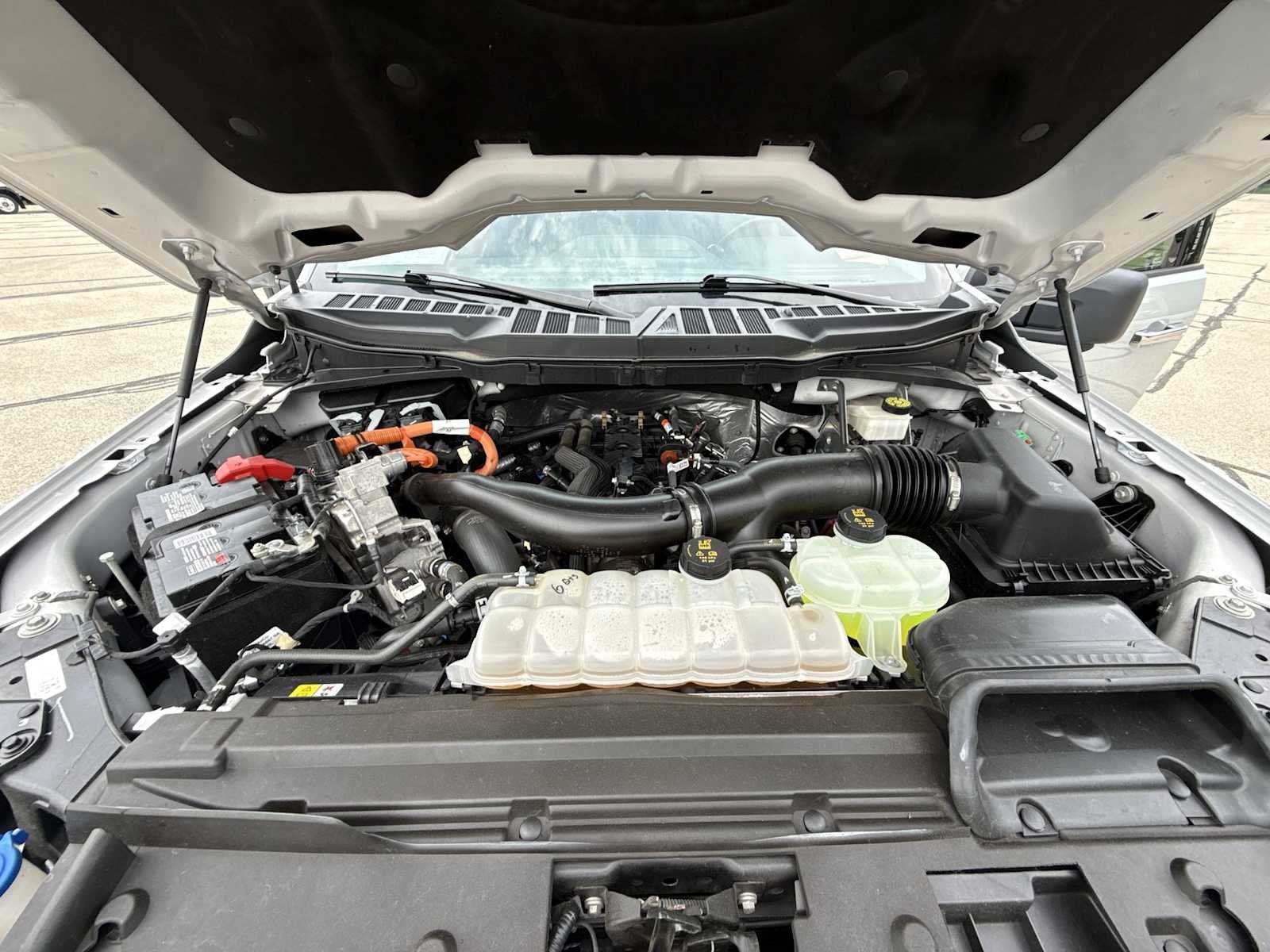 2024 Ford F-150 XLT - Photo 28
