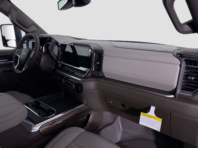 New 2026 Black Chevrolet LT image 27