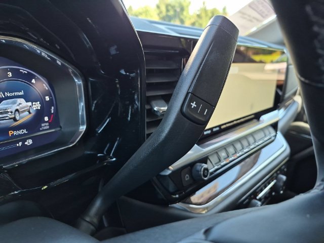Used 2024 Summit White Chevrolet LT (2FL) image 18