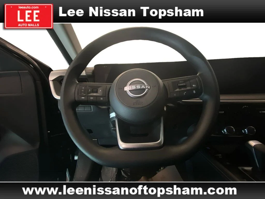 Used 2025 Super Black Nissan SV image 13