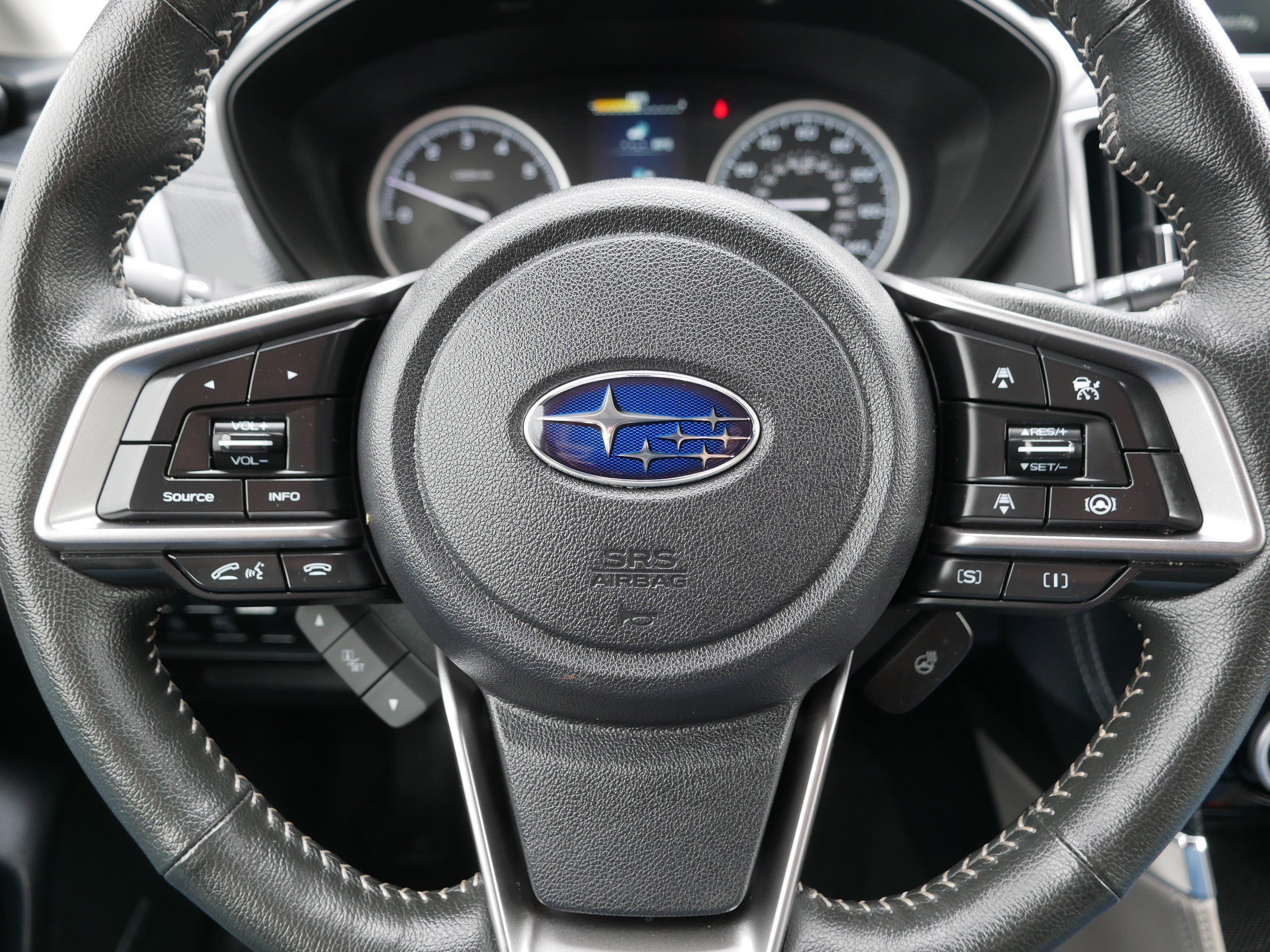 Used 2024 Cascade Green Silica Subaru Limited image 25