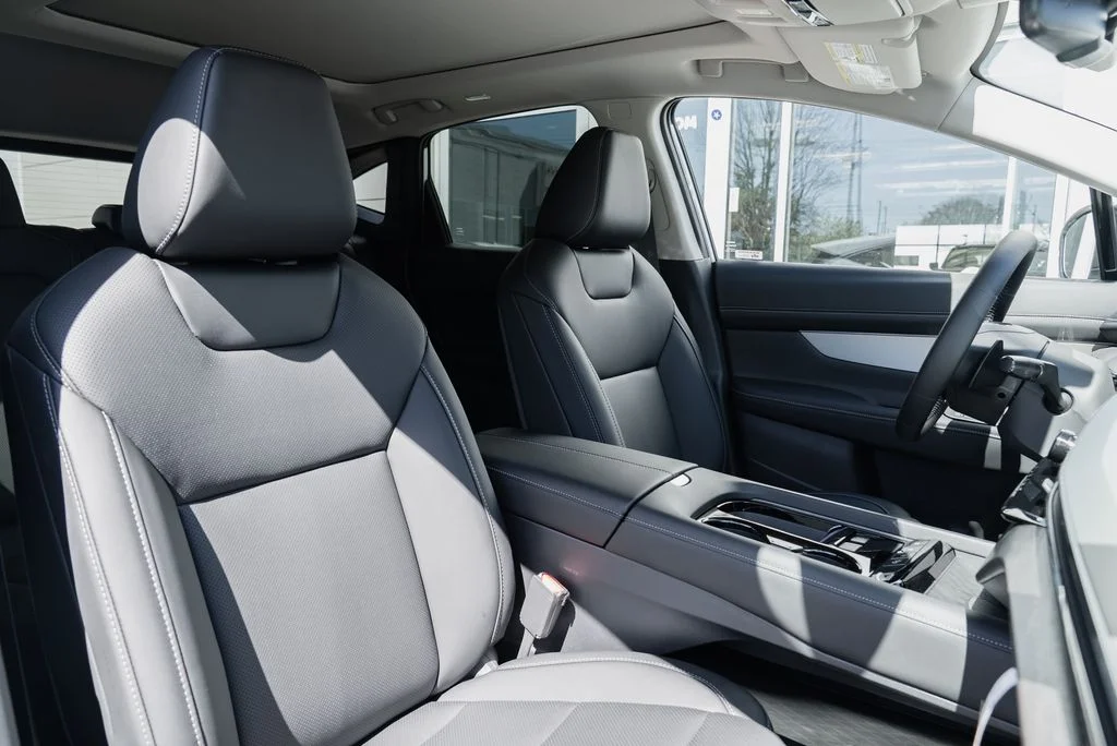 New 2026 Everest White Pearl TriCoat Nissan SL image 28