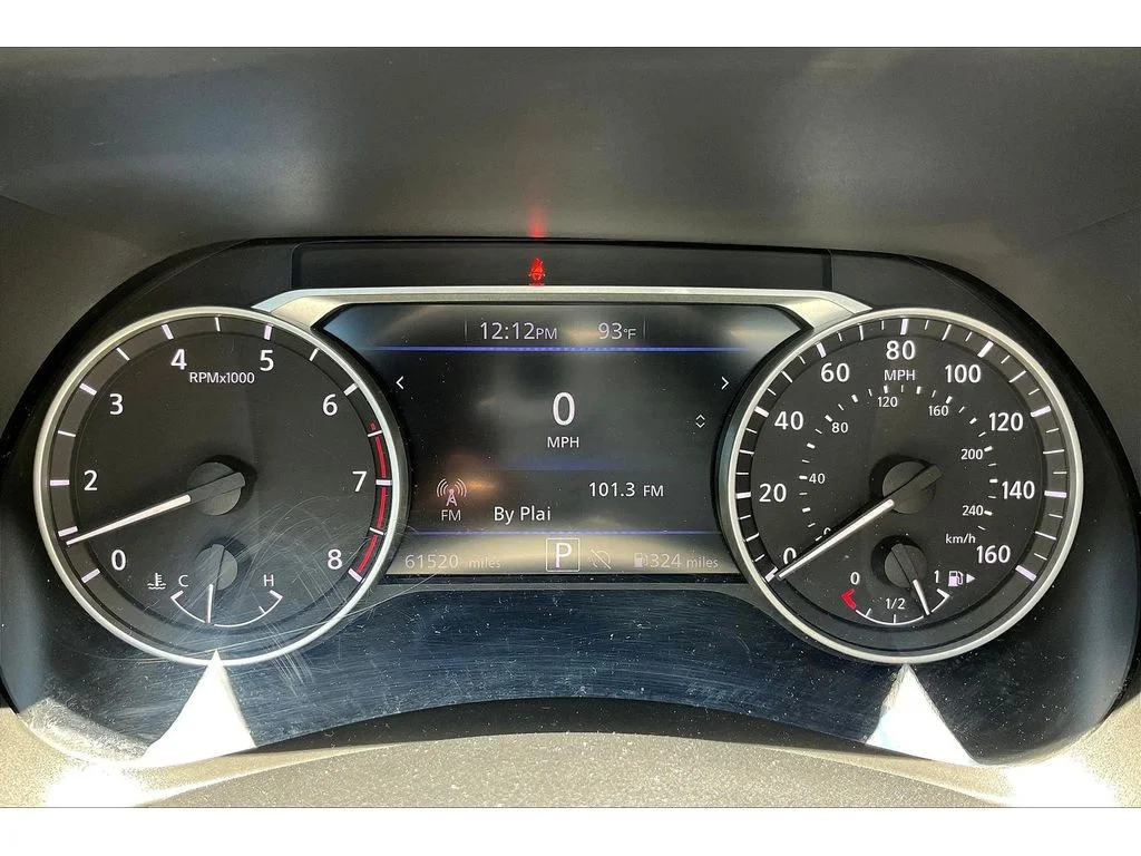 Used 2024 Gray Nissan SV image 14