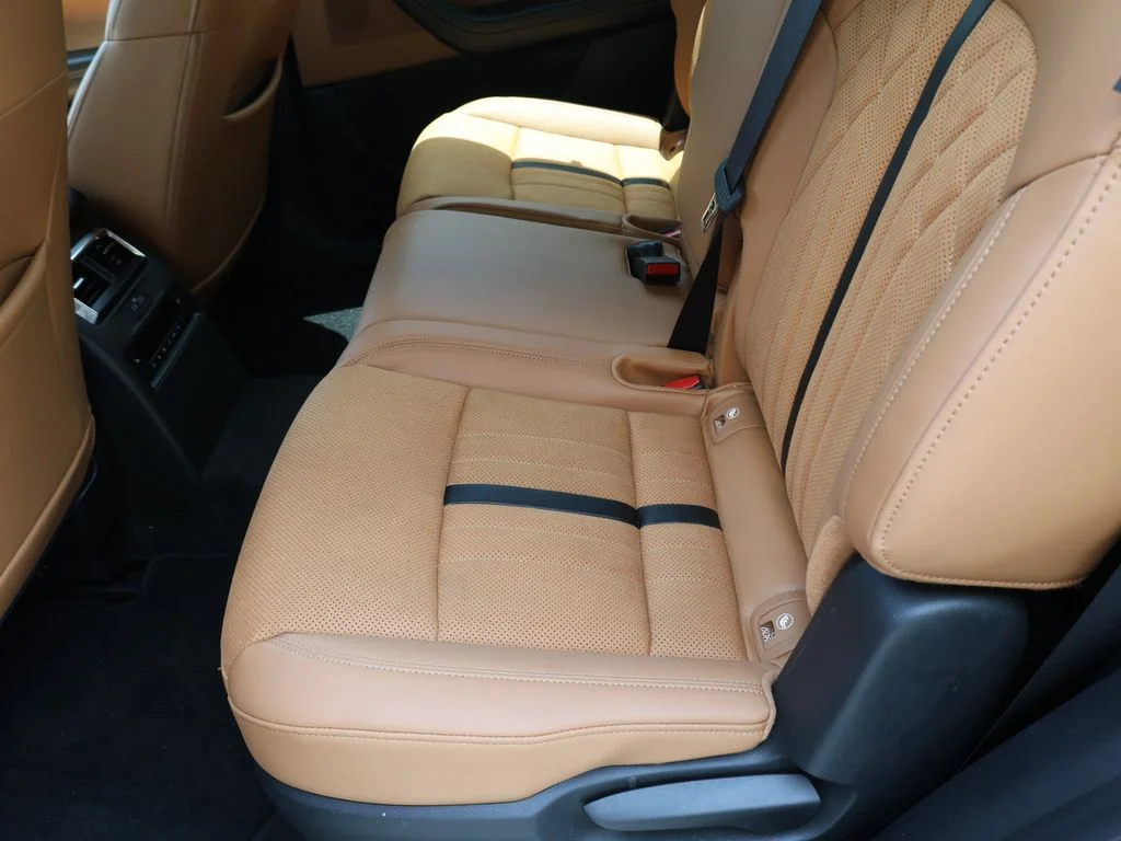 Certified Used 2025 Gray Mazda 3.3 Turbo S Premium Plus image 19
