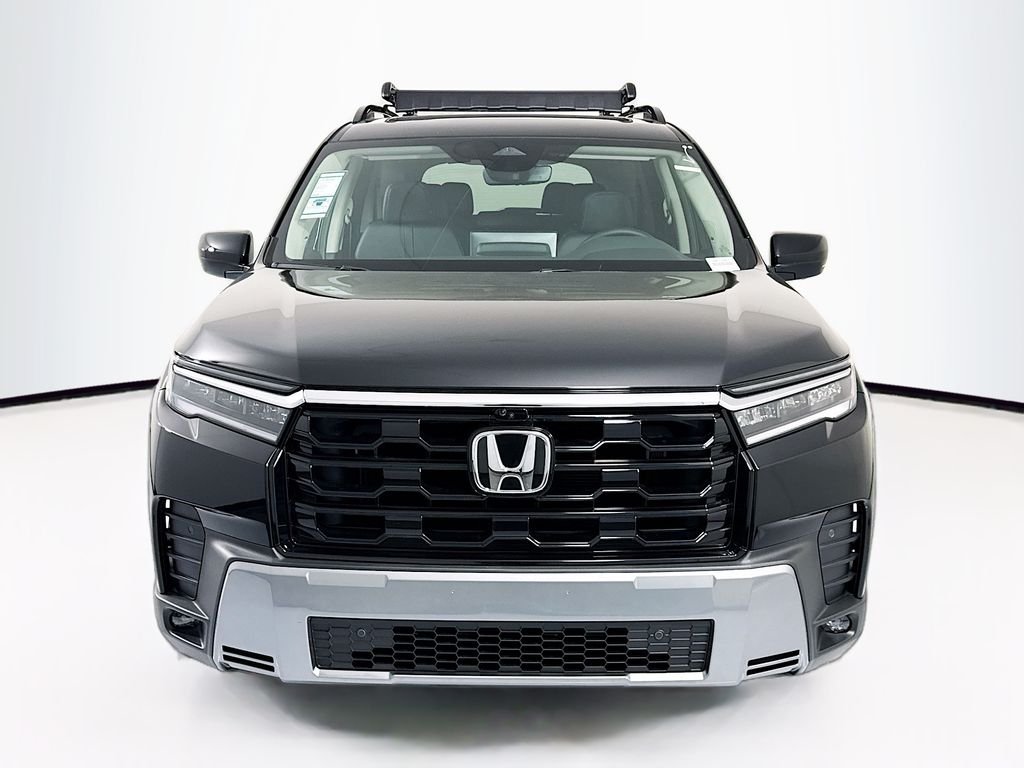 New 2026 Honda Pilot Touring 4D Sport Utility in Tempe #H61380