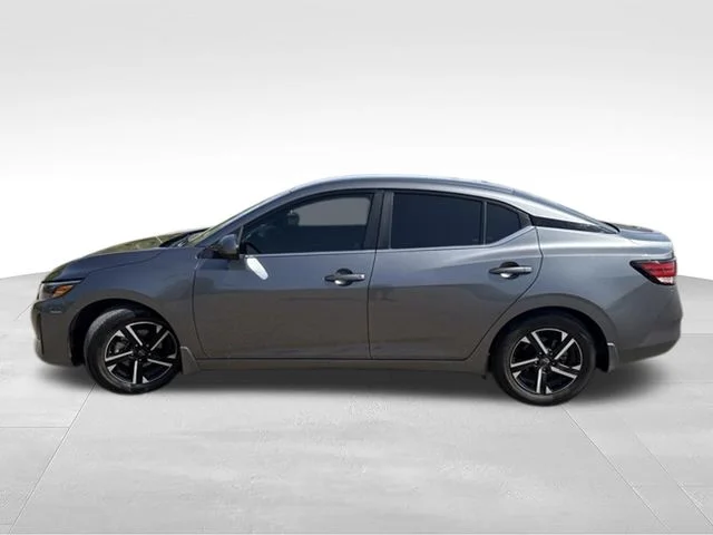 Used 2024 Gray Nissan SV image 5