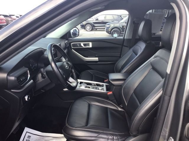 Certified Used 2023 Carbonized Gray Metallic Ford XLT image 10