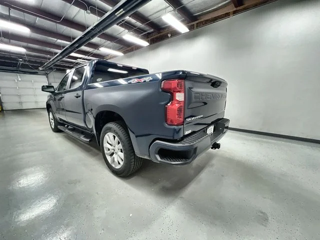 Used 2022 Blue Chevrolet Custom image 6
