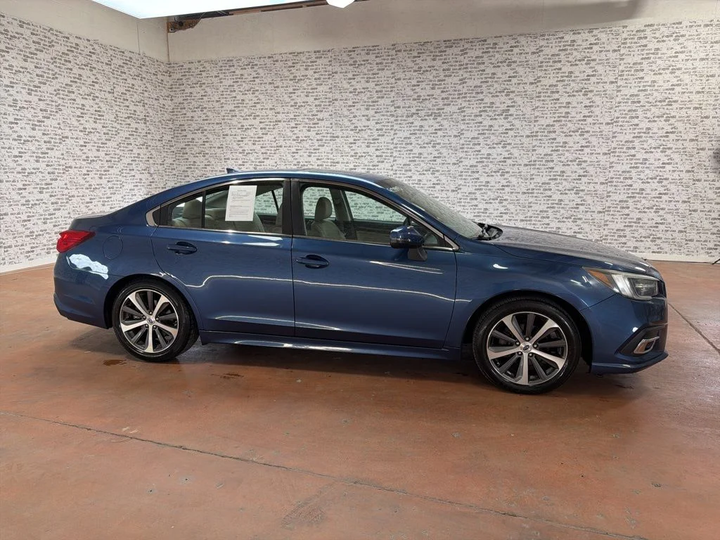 Used 2019 Blue Subaru 2.5i image 8