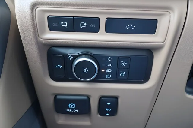 Used 2022 Red Metallic Ford Lariat image 24
