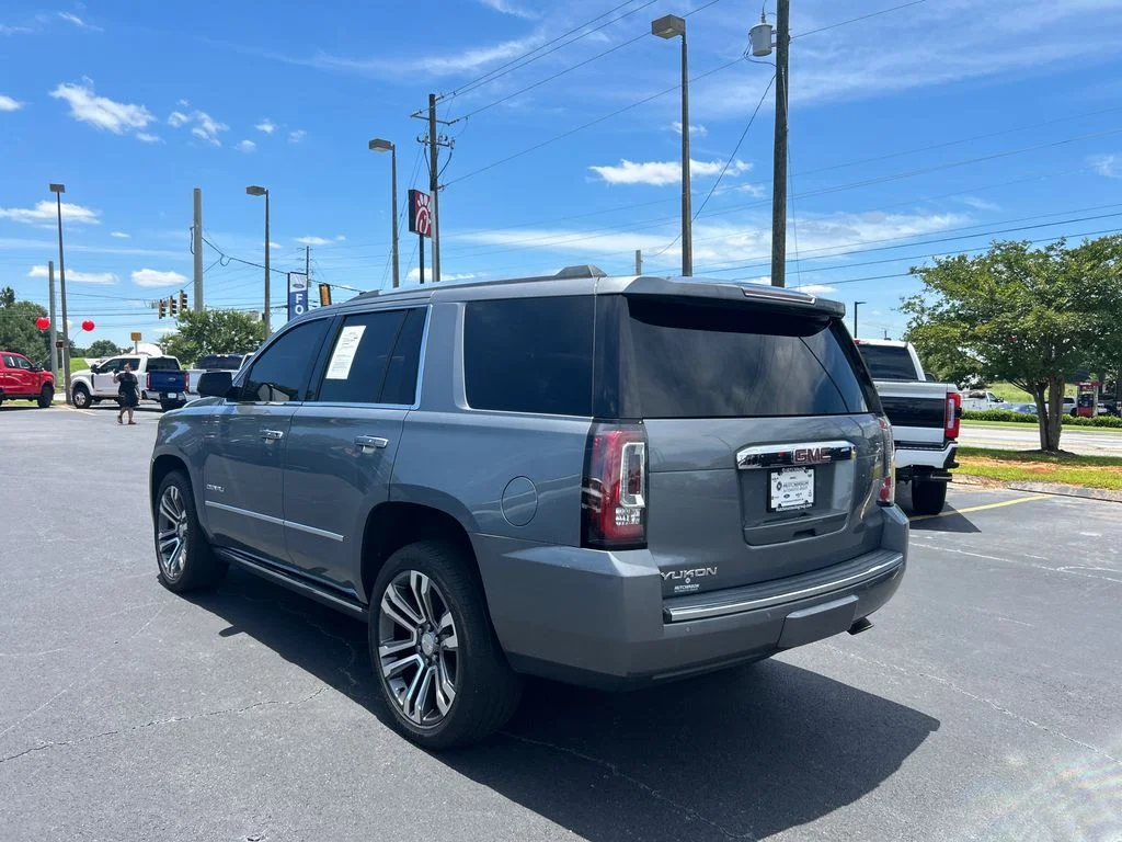 Used 2019 Gray GMC Denali image 5