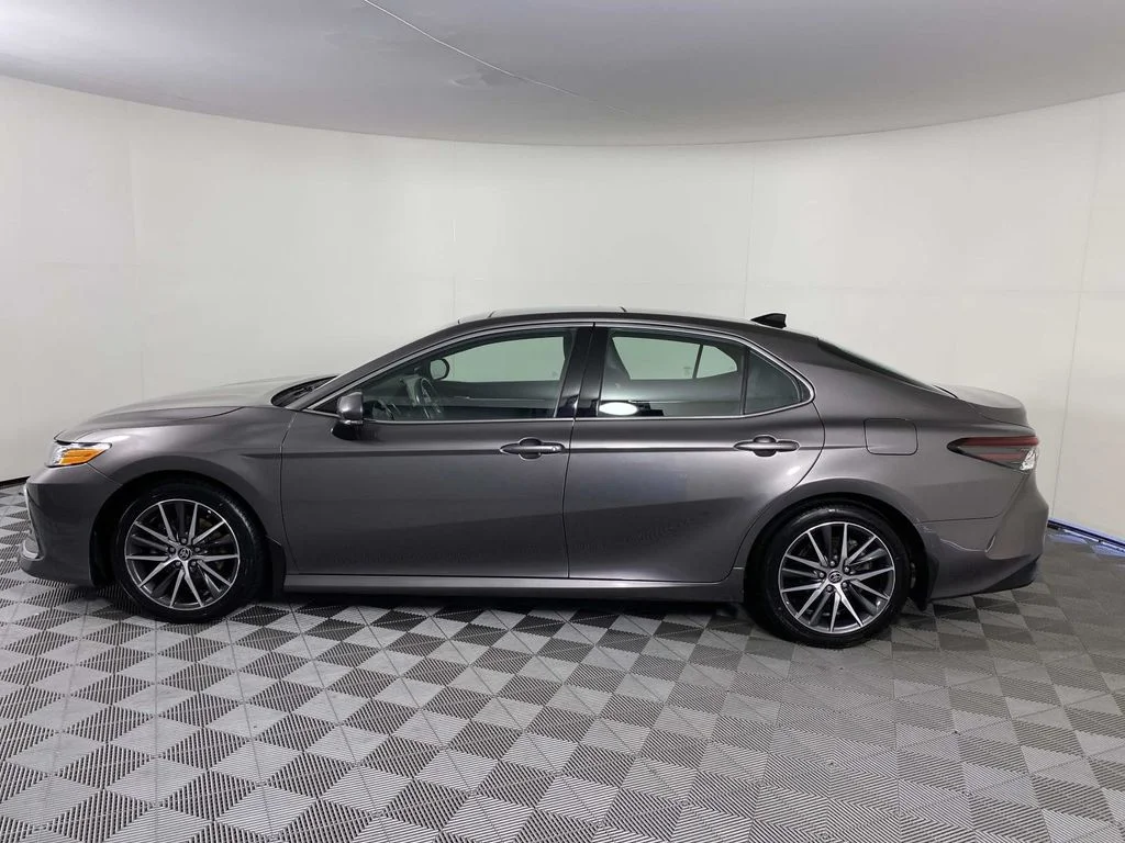 Used 2023 Gray Toyota XLE image 5