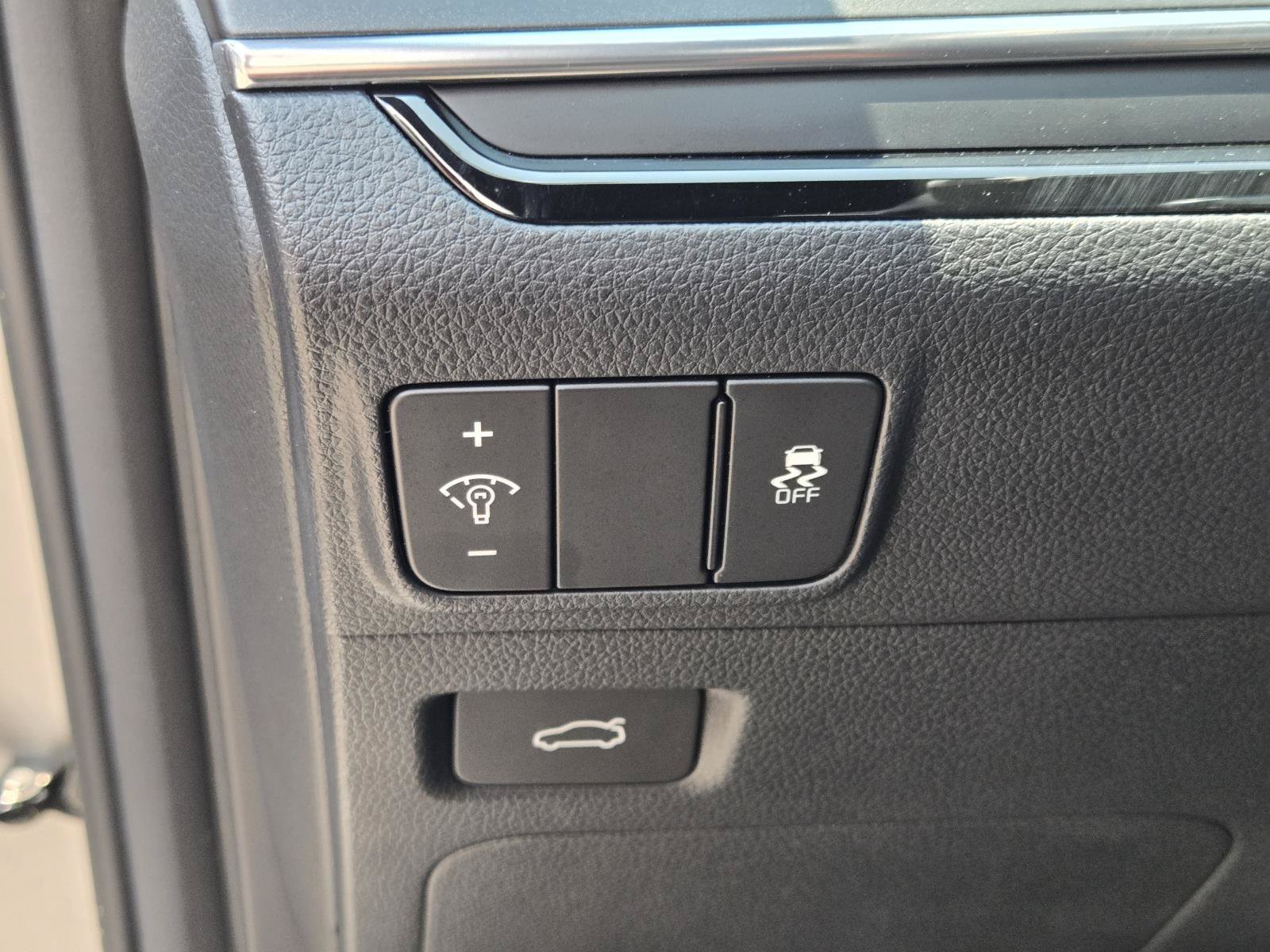 2025 Kia K5 GT - Photo 22